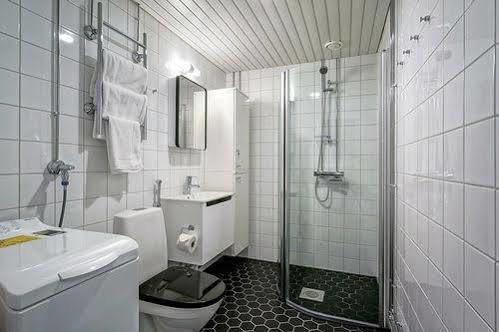 Forenom Serviced Apartments Espoo Tapiola Екстер'єр фото
