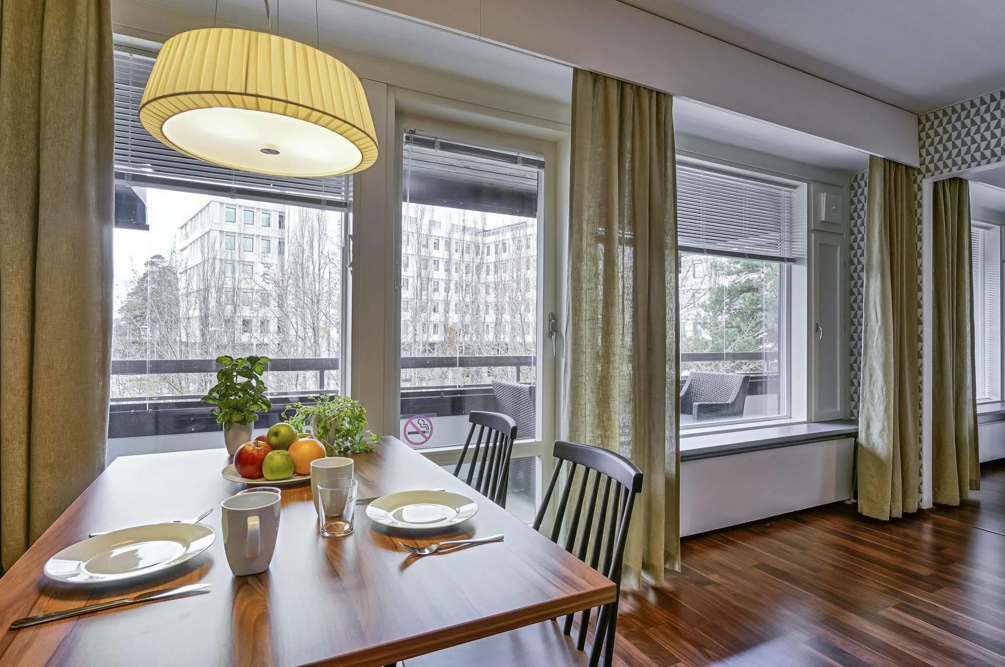 Forenom Serviced Apartments Espoo Tapiola Екстер'єр фото